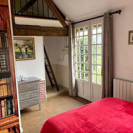 Villa Domaine Du Bois L'Abbe à Épaignes Extérieur photo