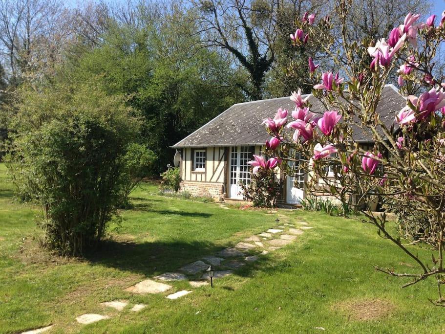 Villa Domaine Du Bois L'Abbe à Épaignes Extérieur photo